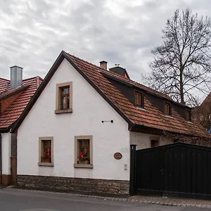 Ferienwohnung Kleine Akademie Apartment Schonungen
